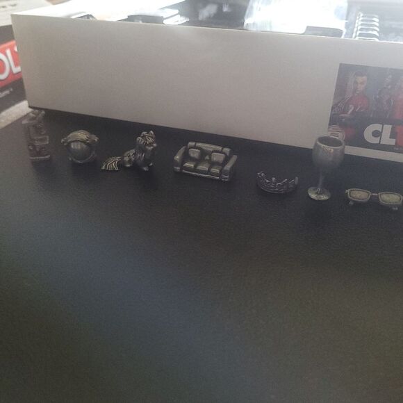 MONOPOLY THE BIG BANG THEORY FAST-DEALING PROPERTY TRADING GAME 7 UNIQUE TOKENS - Picture 5 of 10